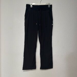 Black Lulu lemon dance studio mid-rise slightly used perfect condition size 8